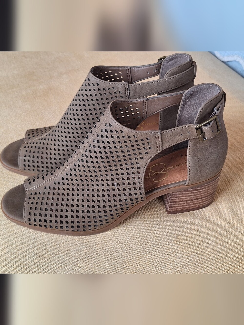 Jessica Simpson Leather Perforated Peep Toe Bootie Sandals Taupe Size 9M